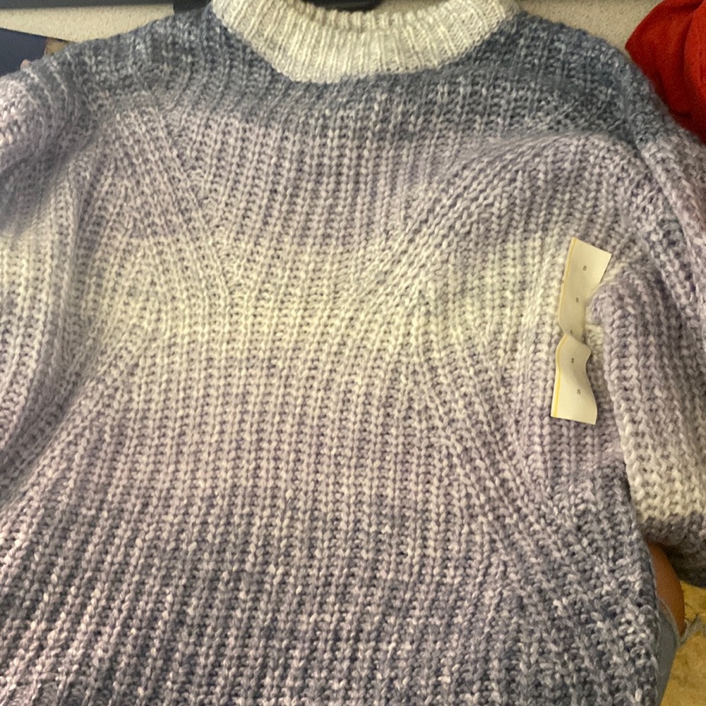 Cute winter sweater for the cold coming